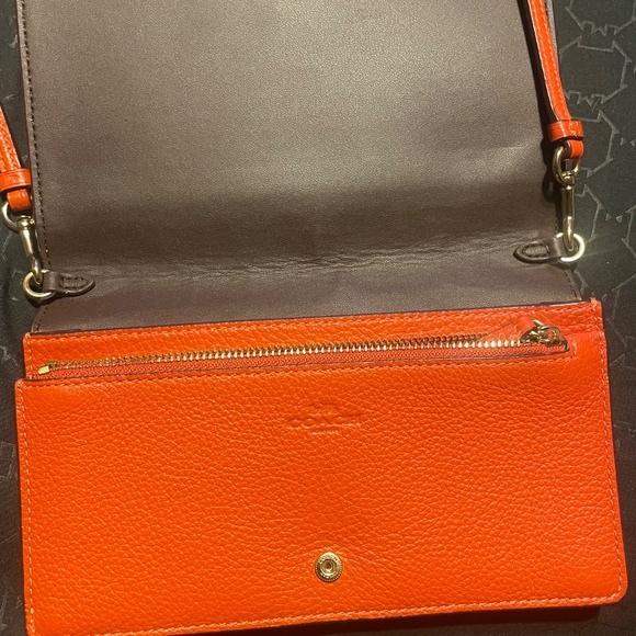 Coach crossbody wallet - Picture 3 of 6